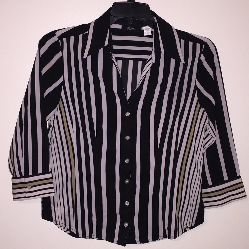 Allison Morgan med striped blouse white black gold